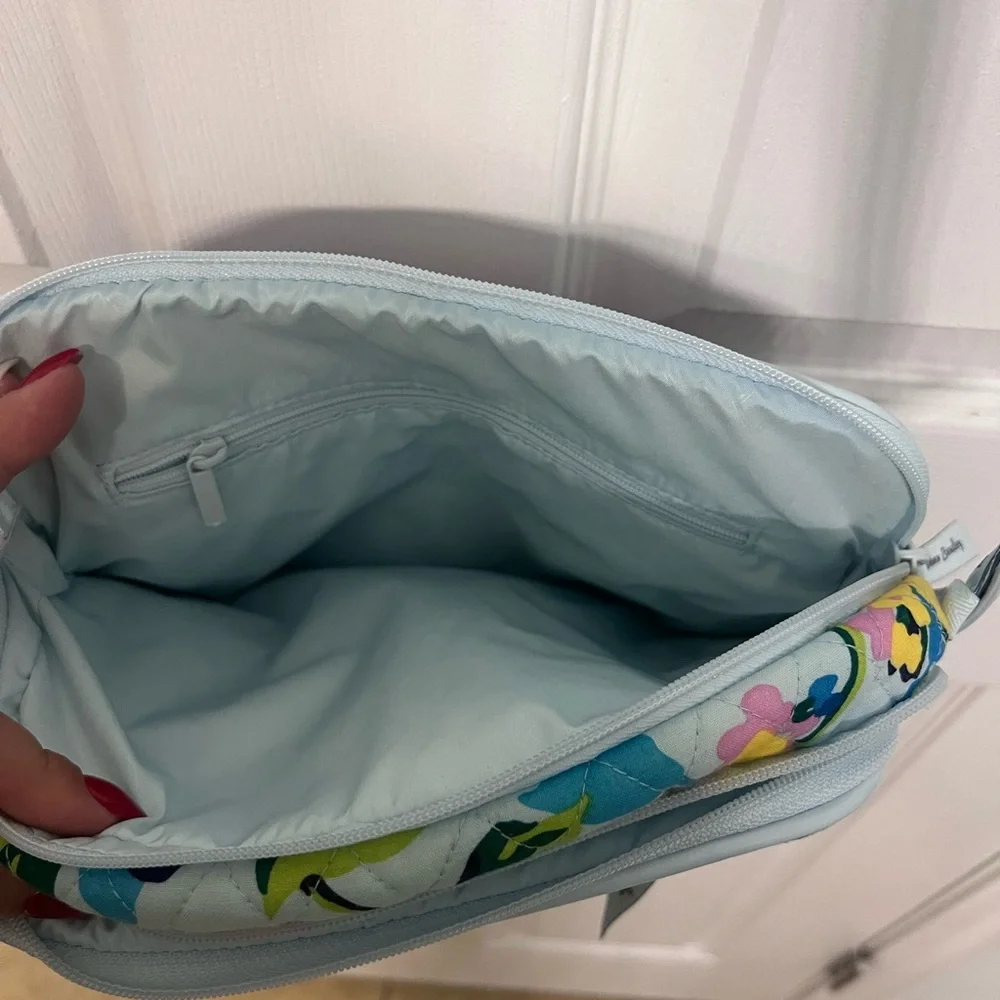 Vera Bradley Crossbody EUC - Picture 4 of 8